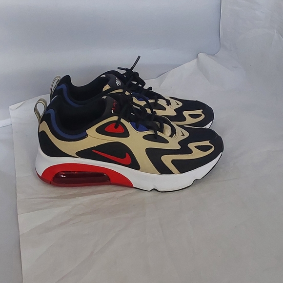 NIKE MEN'S AIR MAX 200 TEAM GOLD SIZE 7.5 - Picture 3 of 8